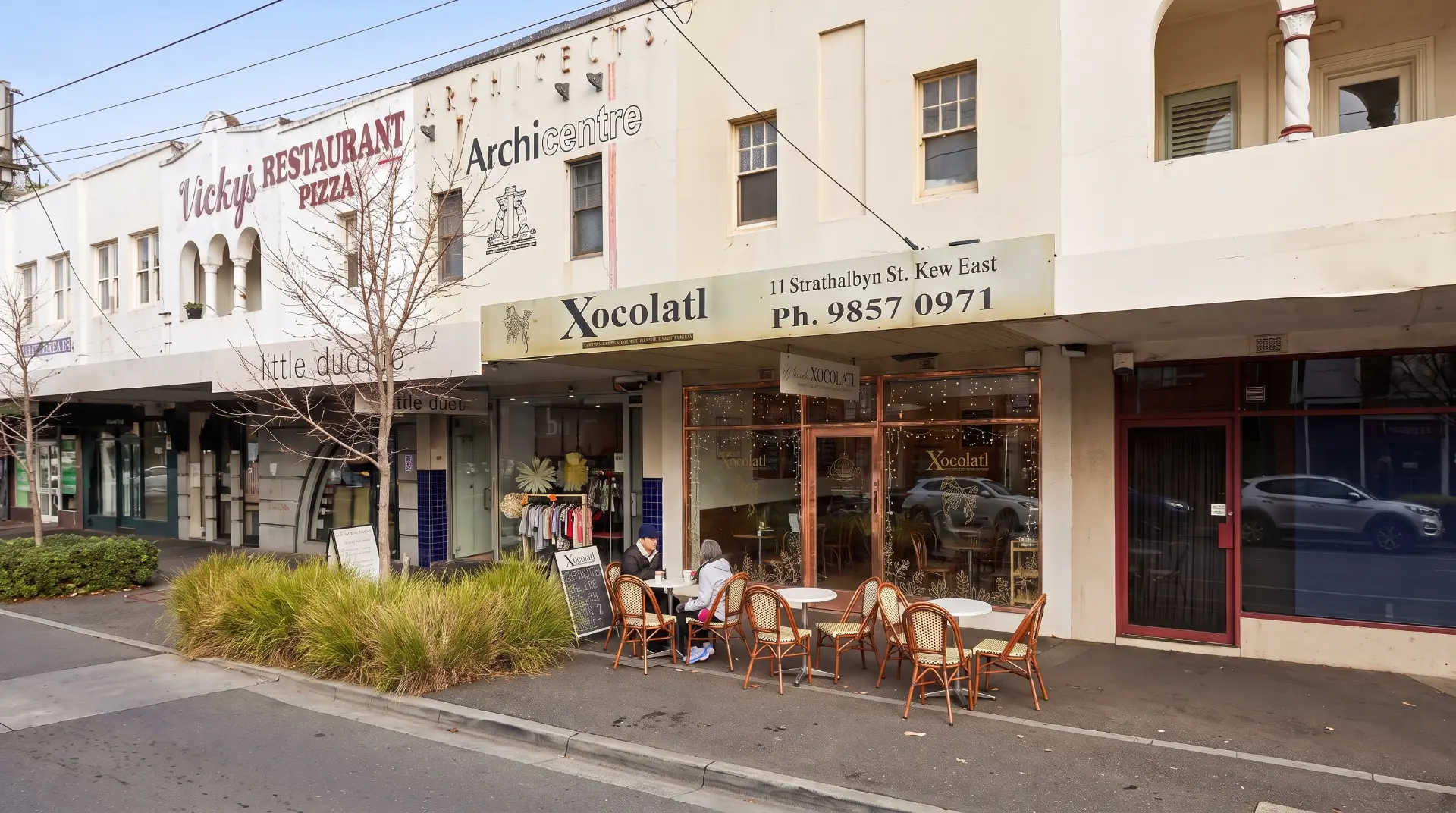 The Torode Xocolatl chocolate shopfront at 11 Strathalbyn St, Kew East, with outdoor seating
